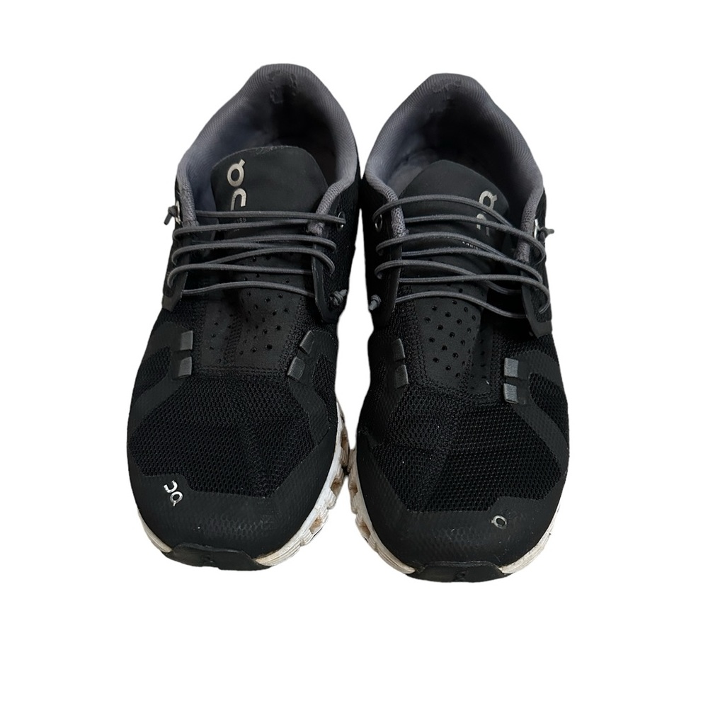 On cloud women’s size 8.5 used condition